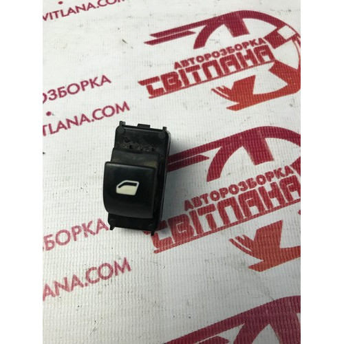Кнопка склопідйомника Partner / Berlingo 2008- 6490E3
